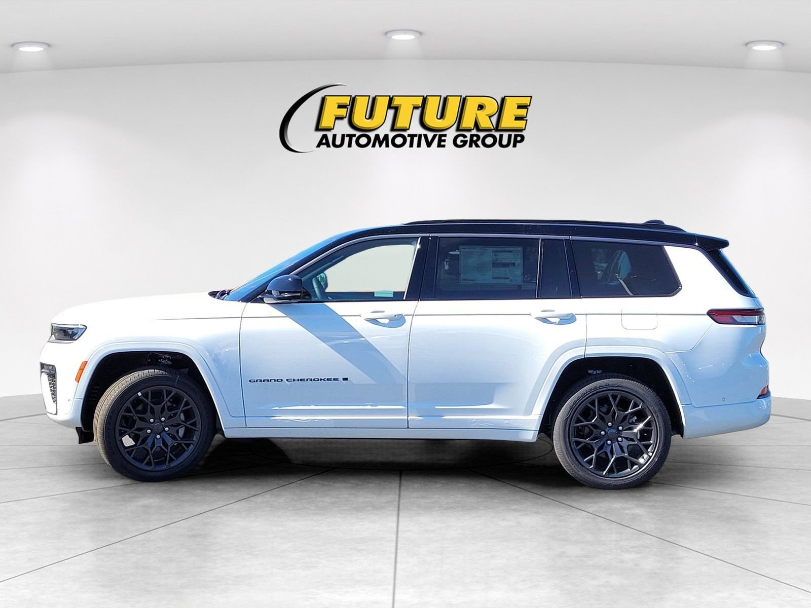 New 2026 Jeep Grand Cherokee L Summit w/ Obsidian Package AWD/4WD image 7