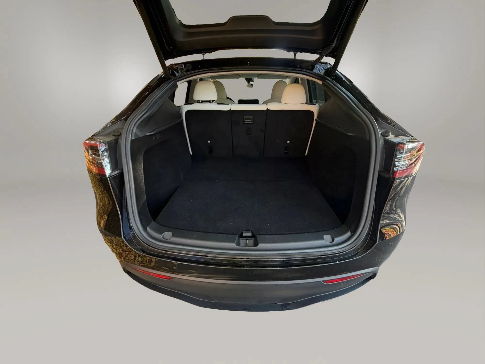 Used 2023 Tesla Model Y Long Range AWD/4WD image 19