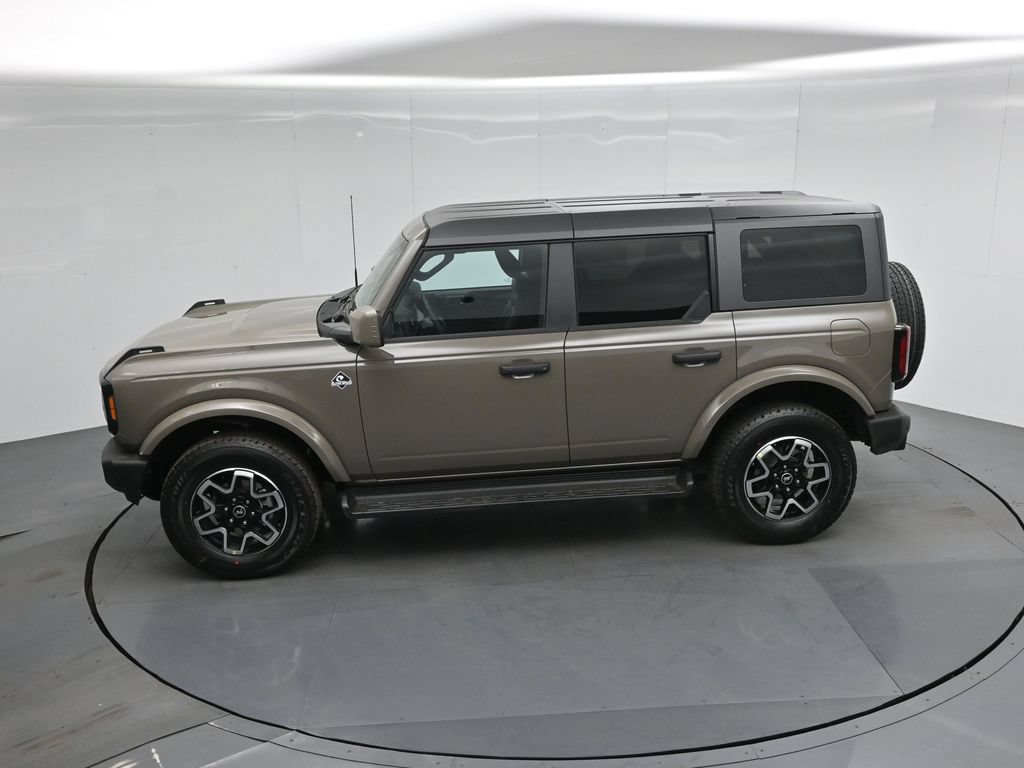 New 2026 Ford Bronco Outer Banks AWD/4WD image 42