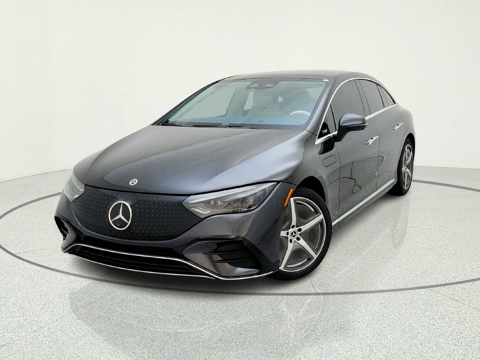 Used 2023 Mercedes-Benz EQE 350+ Sedan image 2