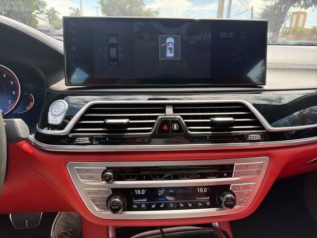Used 2018 BMW M760i xDrive w/ Luxury Rear Seating Package AWD/4WD image 30