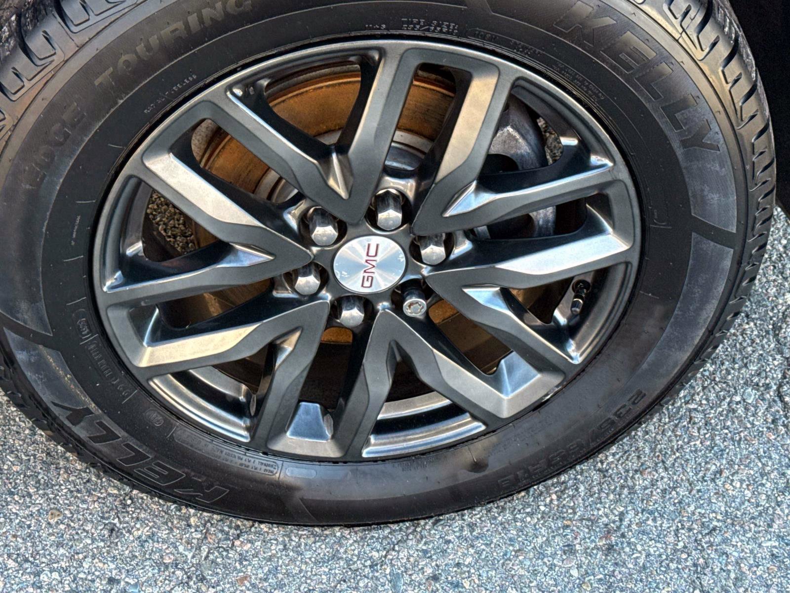 Used 2018 GMC Acadia SLT w/ LPO, Protection Package image 5