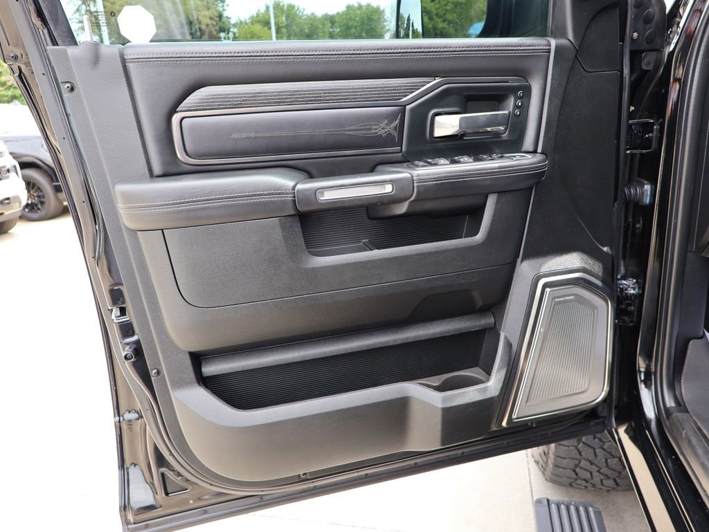 Used 2020 RAM 3500 Limited AWD/4WD image 12
