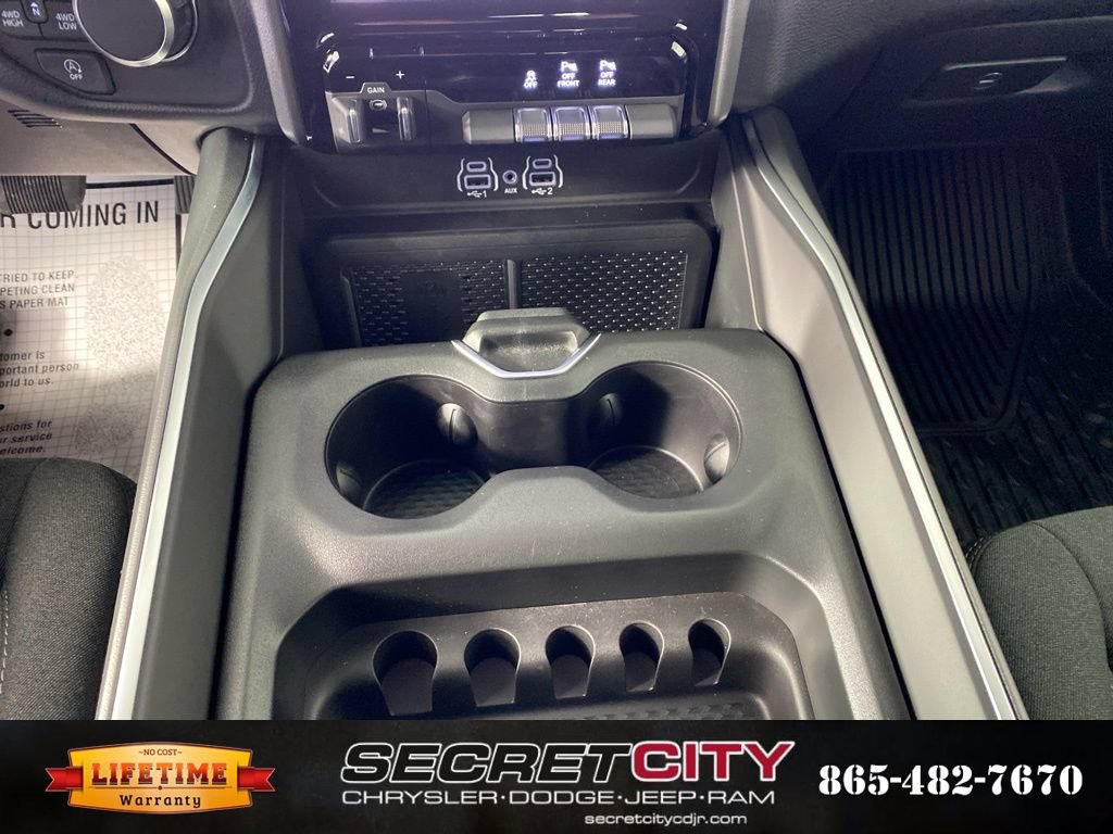 New 2026 RAM 1500 Big Horn AWD/4WD image 25