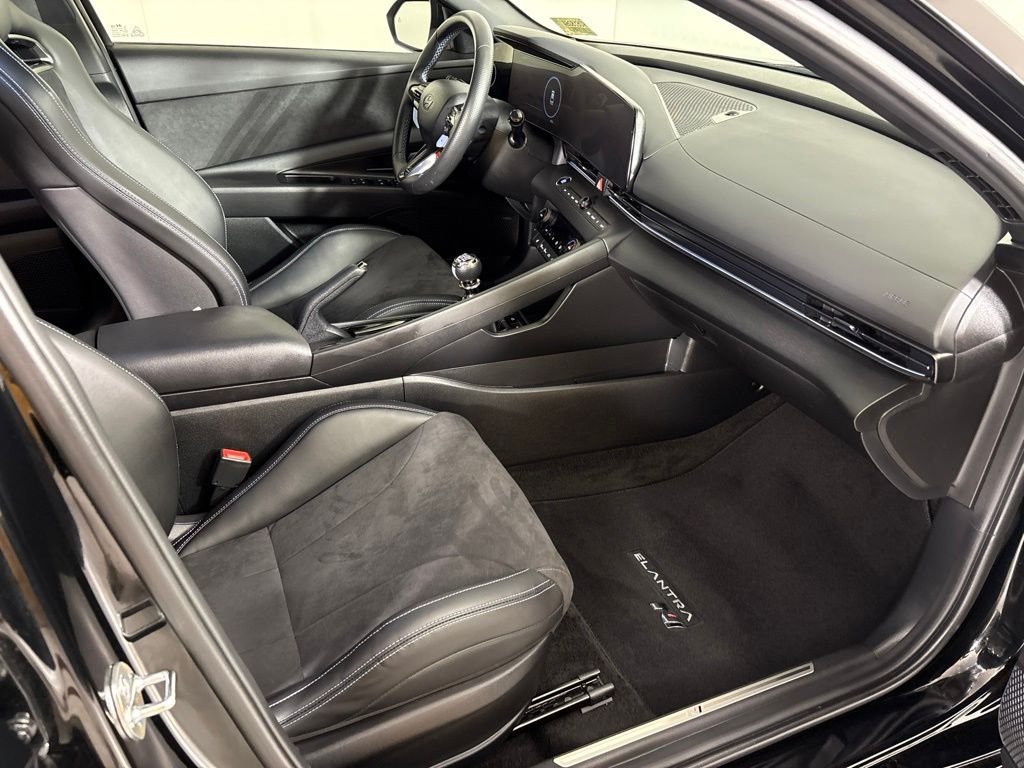 Used 2025 Hyundai Elantra N FWD image 18