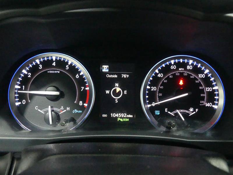Used 2019 Toyota Highlander Limited AWD/4WD image 34