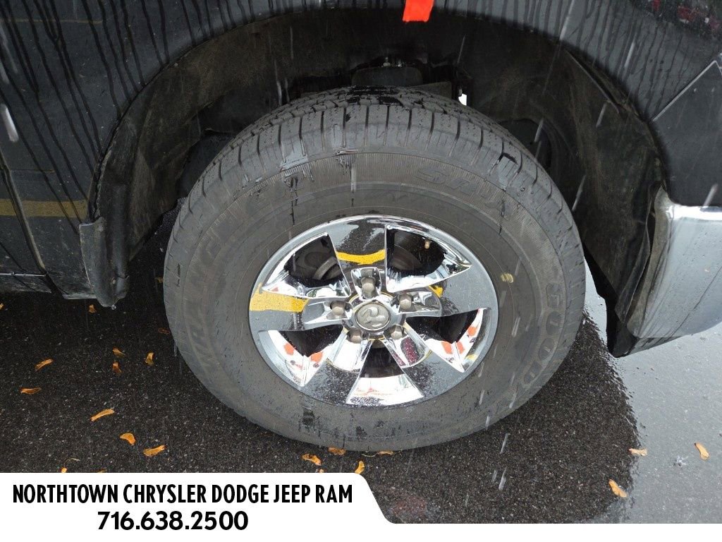 Used 2024 RAM 1500 Classic SLT image 2