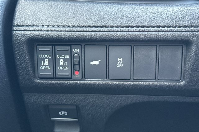 Used 2025 Honda Odyssey EX-L image 32