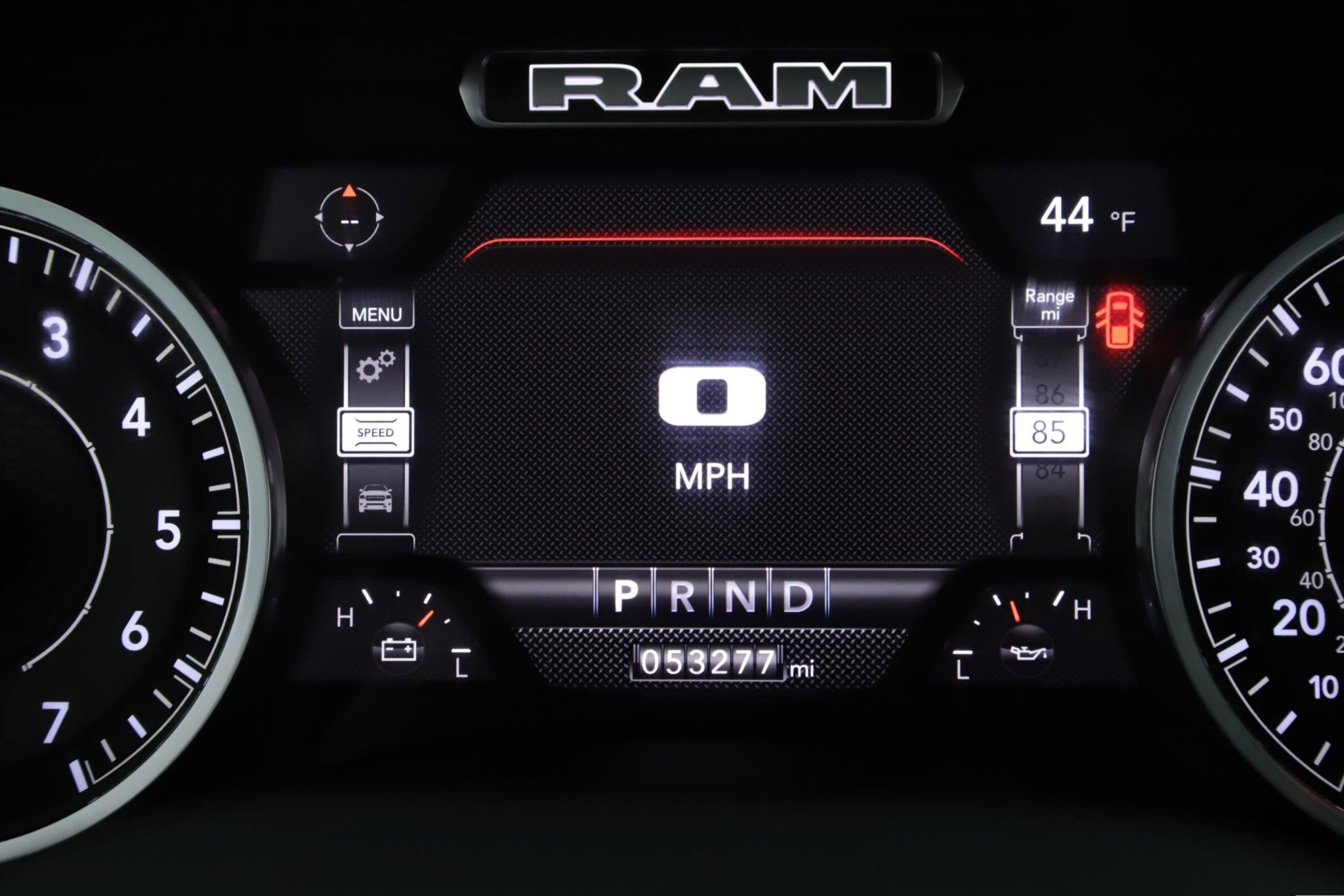 Used 2024 RAM 1500 Laramie AWD/4WD image 11