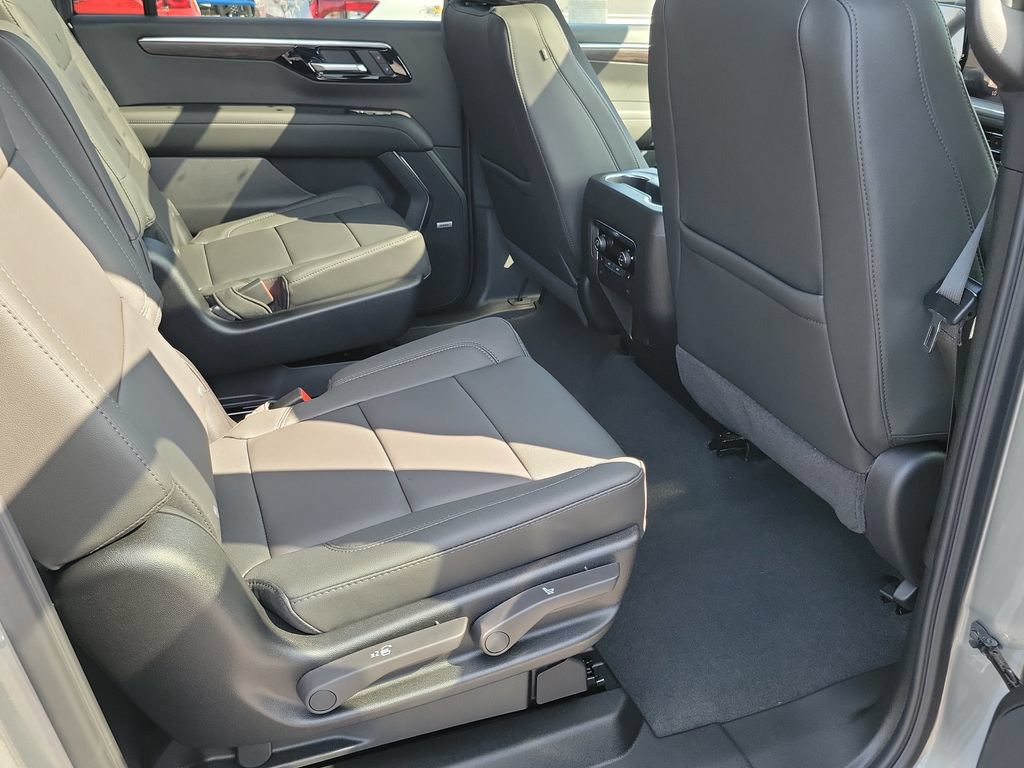New 2026 Chevrolet Suburban LT w/ Comfort Package RWD image 20