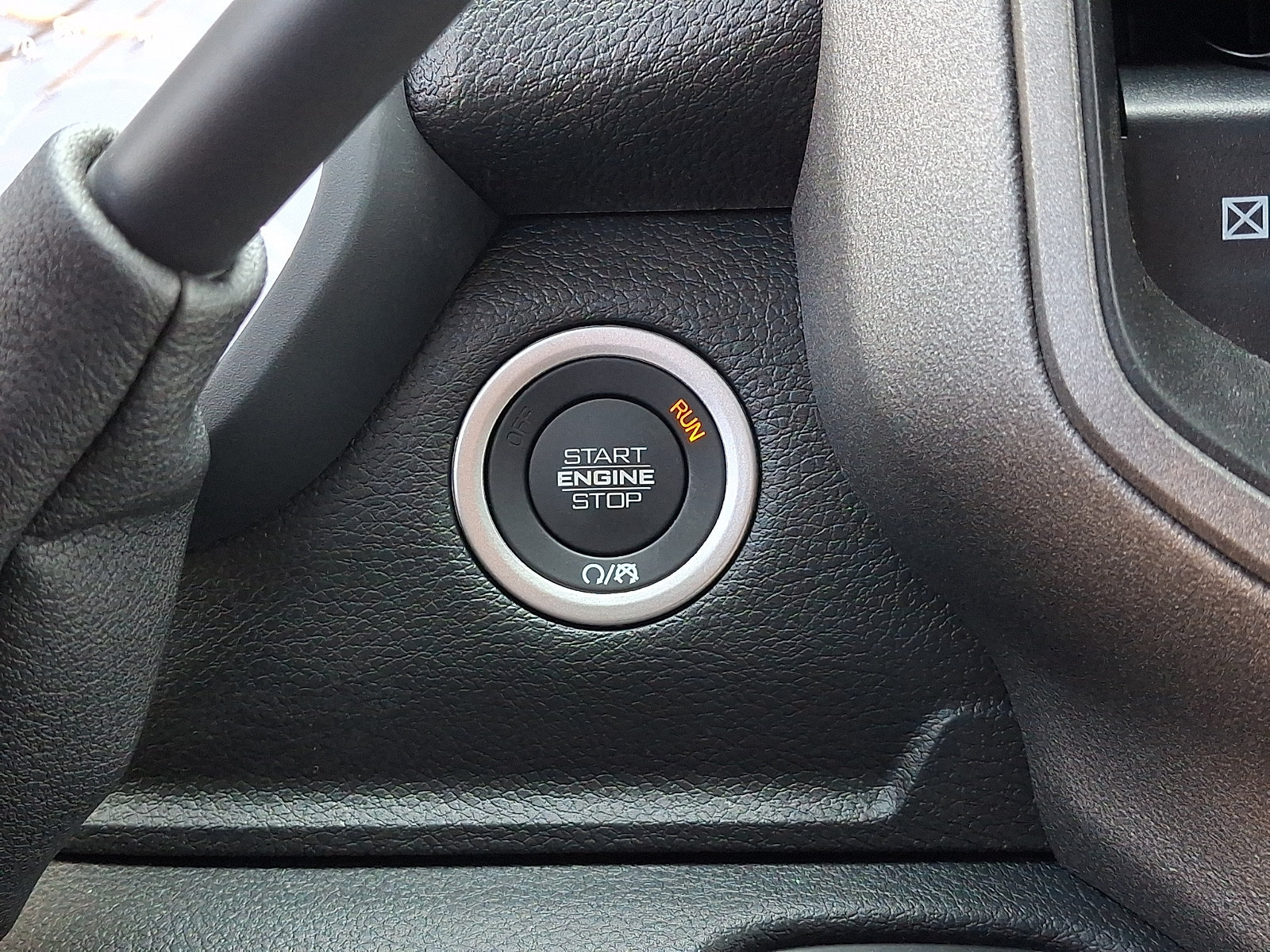 New 2026 RAM 3500 Tradesman AWD/4WD image 15