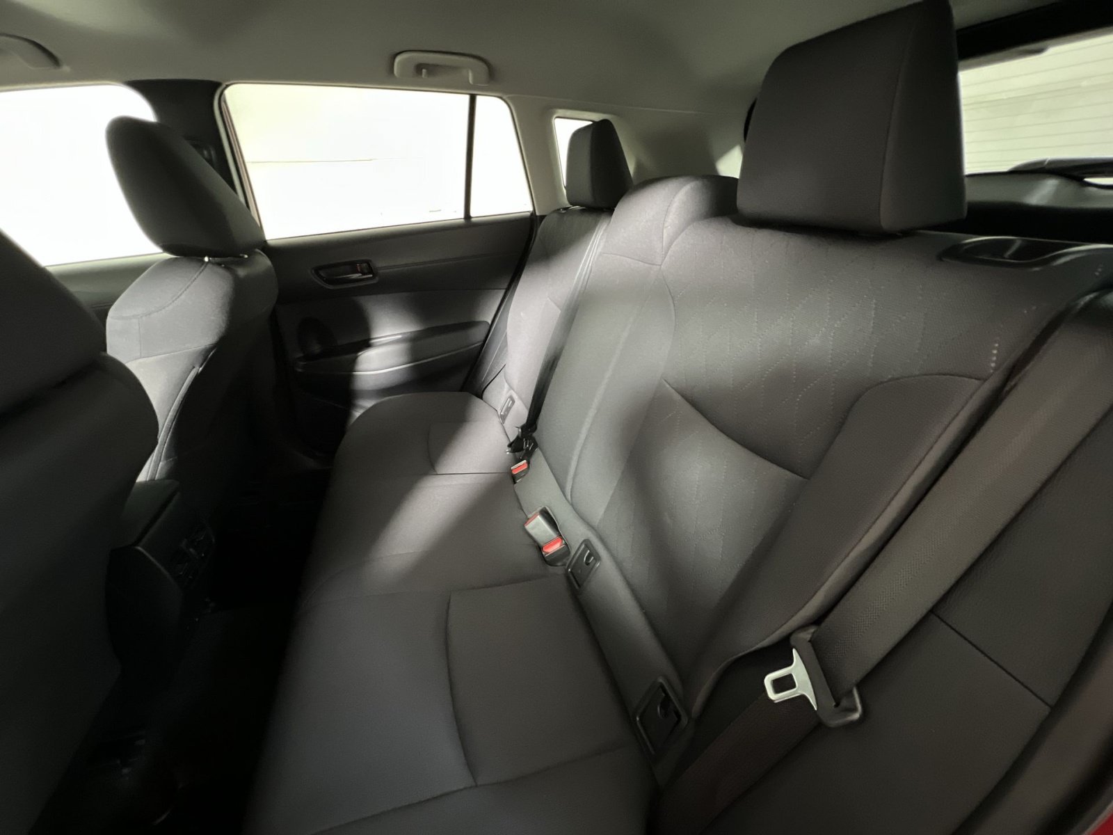 Used 2023 Toyota Corolla Cross LE AWD/4WD image 23