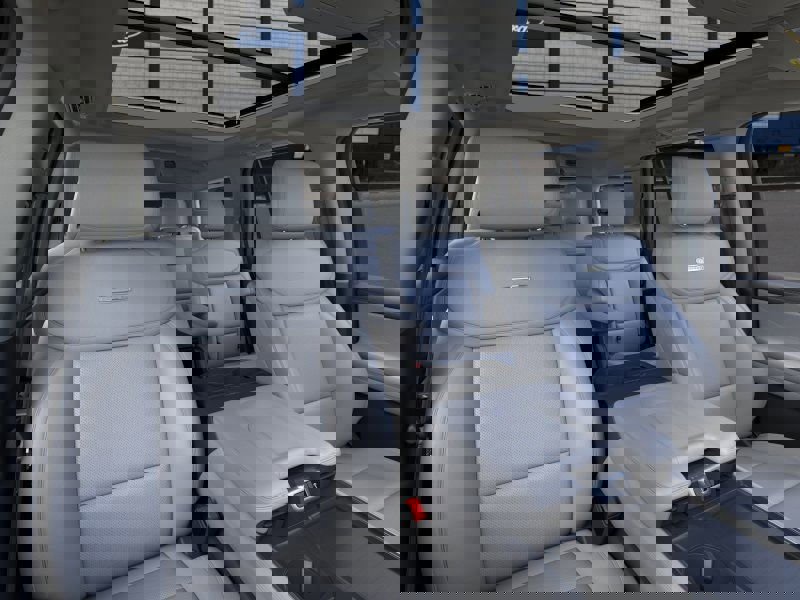 New 2025 Ford Expedition Platinum w/ Driver's Package image 33