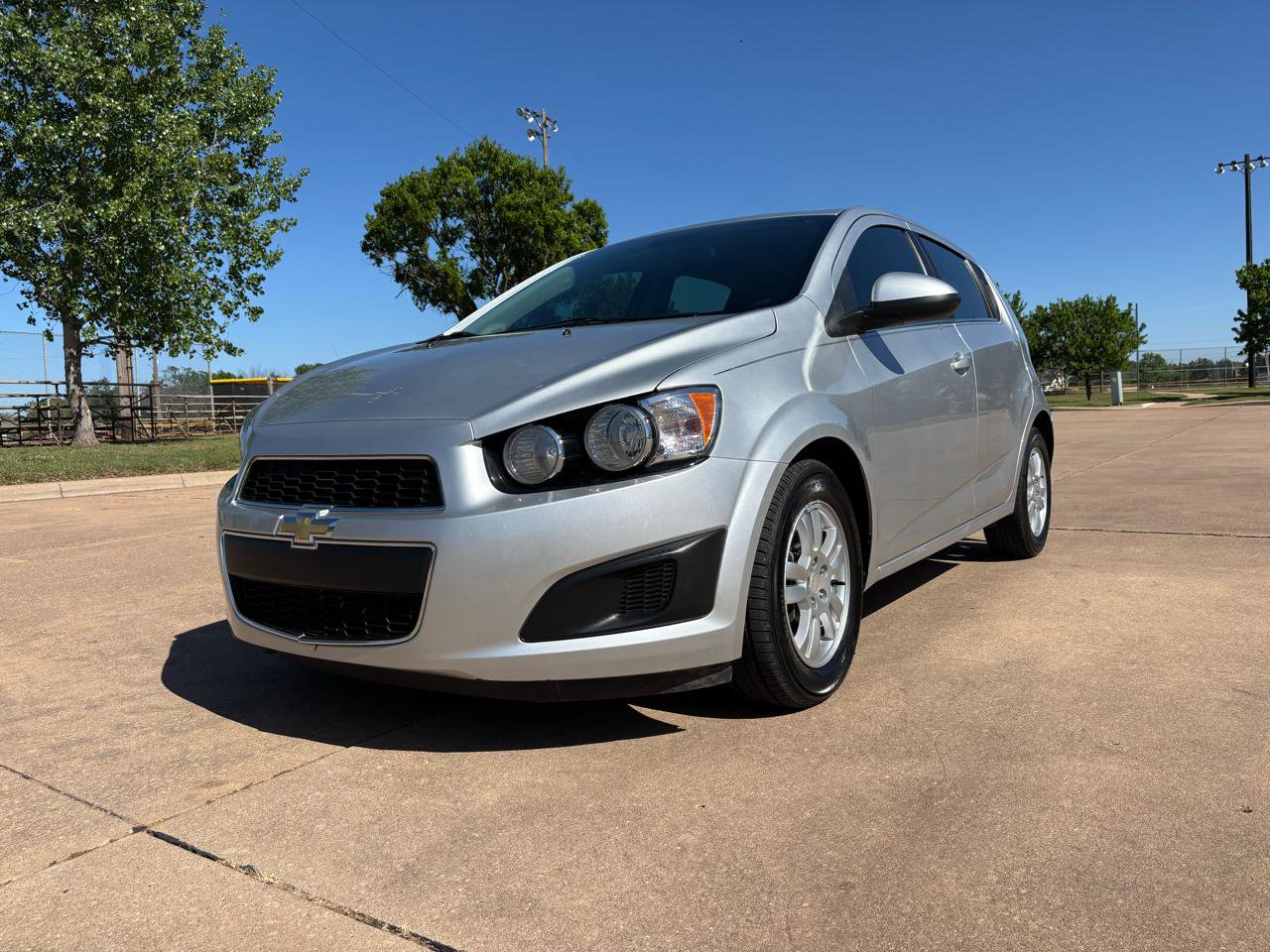 Used 2013 Chevrolet Sonic LT FWD image 3