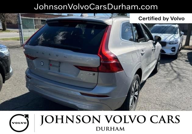 Used 2023 Volvo XC60 B5 Core w/ Climate Package image 3