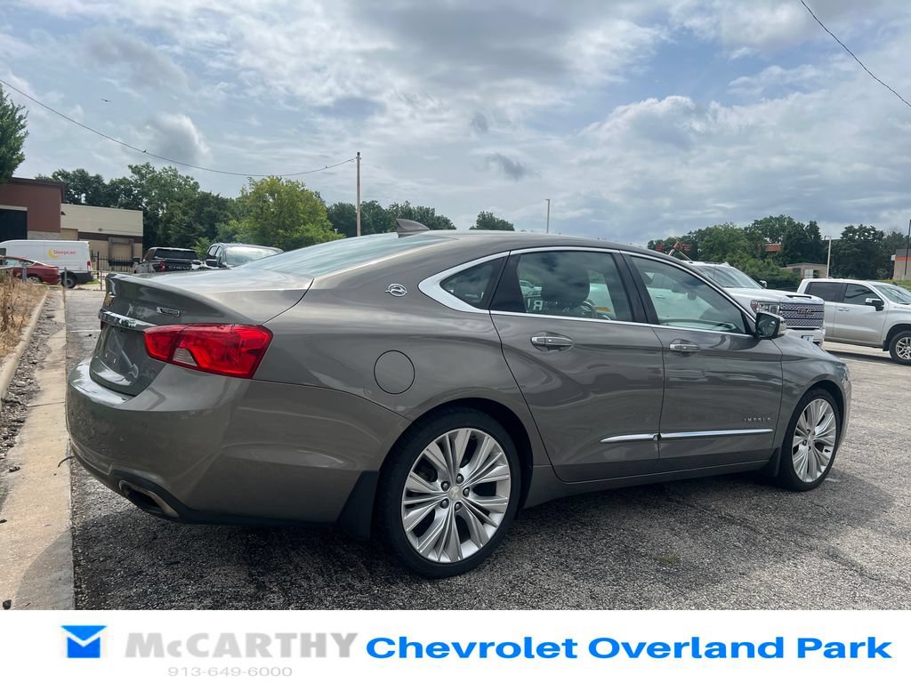 Used 2017 Chevrolet Impala Premier w/ Enhanced Convenience Package FWD image 3