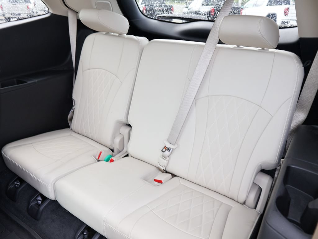 Used 2023 Buick Enclave Avenir w/ LPO, Floor Liner Package FWD image 13