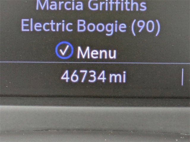 Certified 2023 Cadillac XT4 Premium Luxury w/ Cold Weather Package image 32