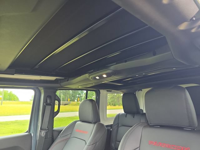 Used 2026 Jeep Wrangler Unlimited Rubicon AWD/4WD image 30