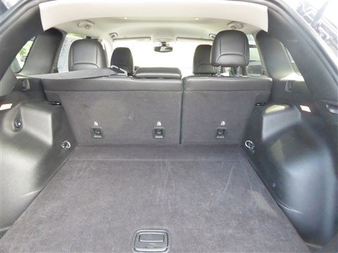 Used 2019 Jeep Cherokee Latitude Plus w/ Comfort/Convenience Group image 20