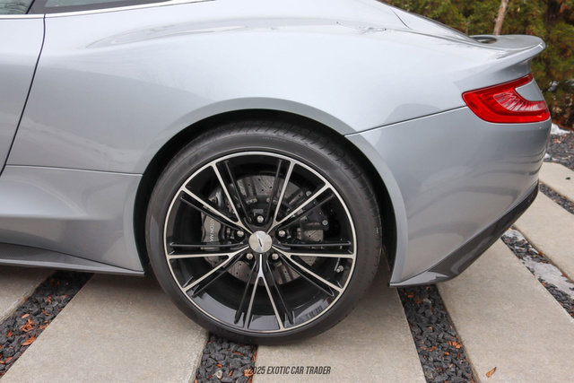 Used 2014 Aston Martin Vanquish Coupe image 57