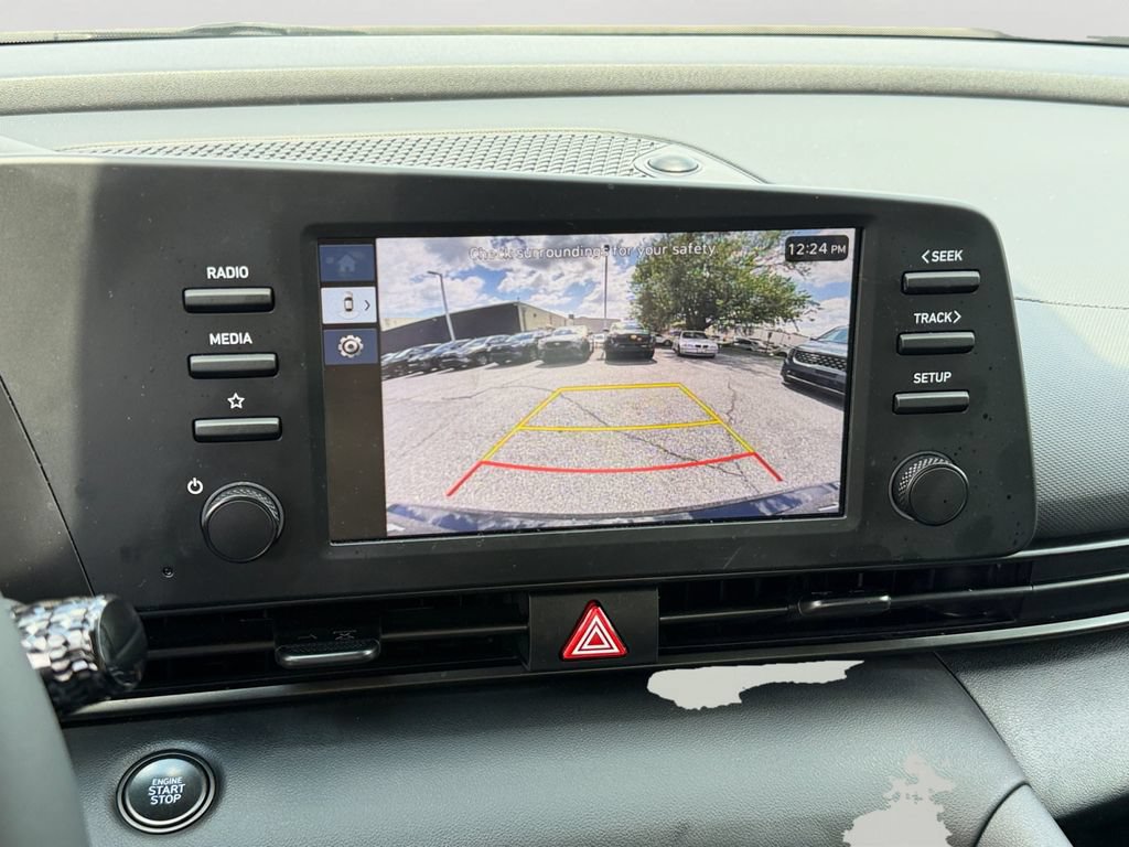 Used 2025 Hyundai Elantra Sport FWD image 22