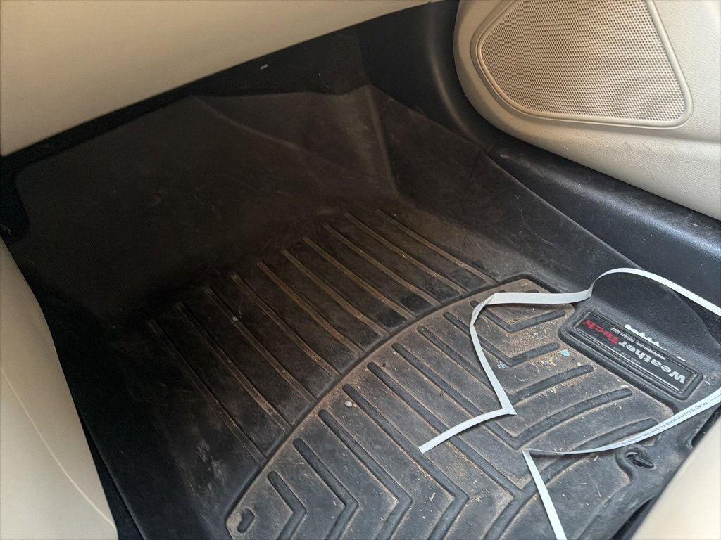 Used 2018 Nissan Maxima Platinum image 26