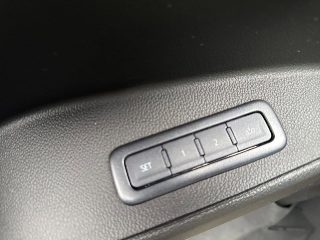 Used 2019 GMC Yukon Denali w/ Denali Ultimate Package image 25