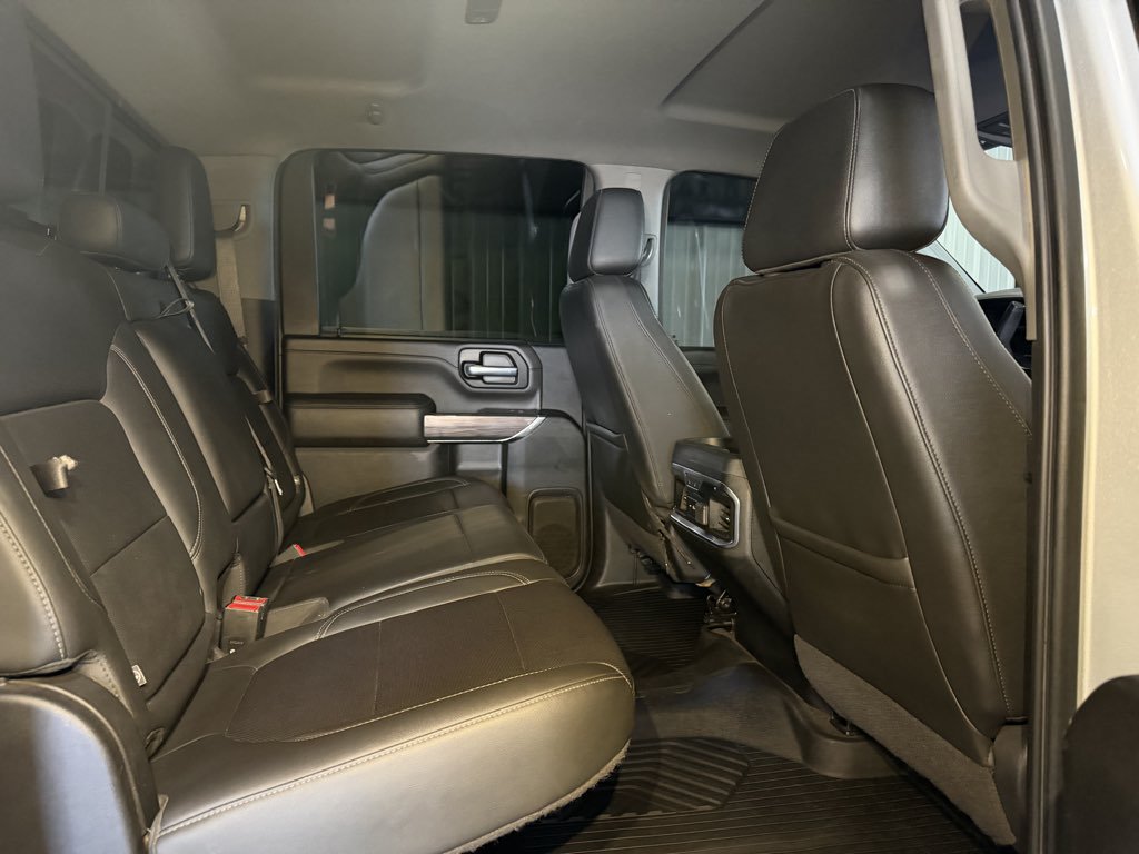 Used 2020 Chevrolet Silverado 2500 LTZ w/ LTZ Premium Package AWD/4WD image 17