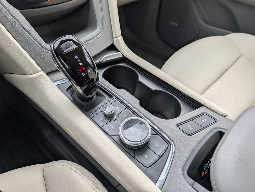 Used 2022 Cadillac XT6 Premium Luxury w/ Technology Package image 22