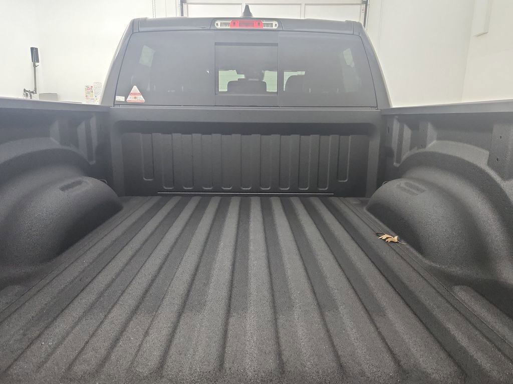 New 2026 RAM 1500 Laramie w/ Night Edition AWD/4WD image 32