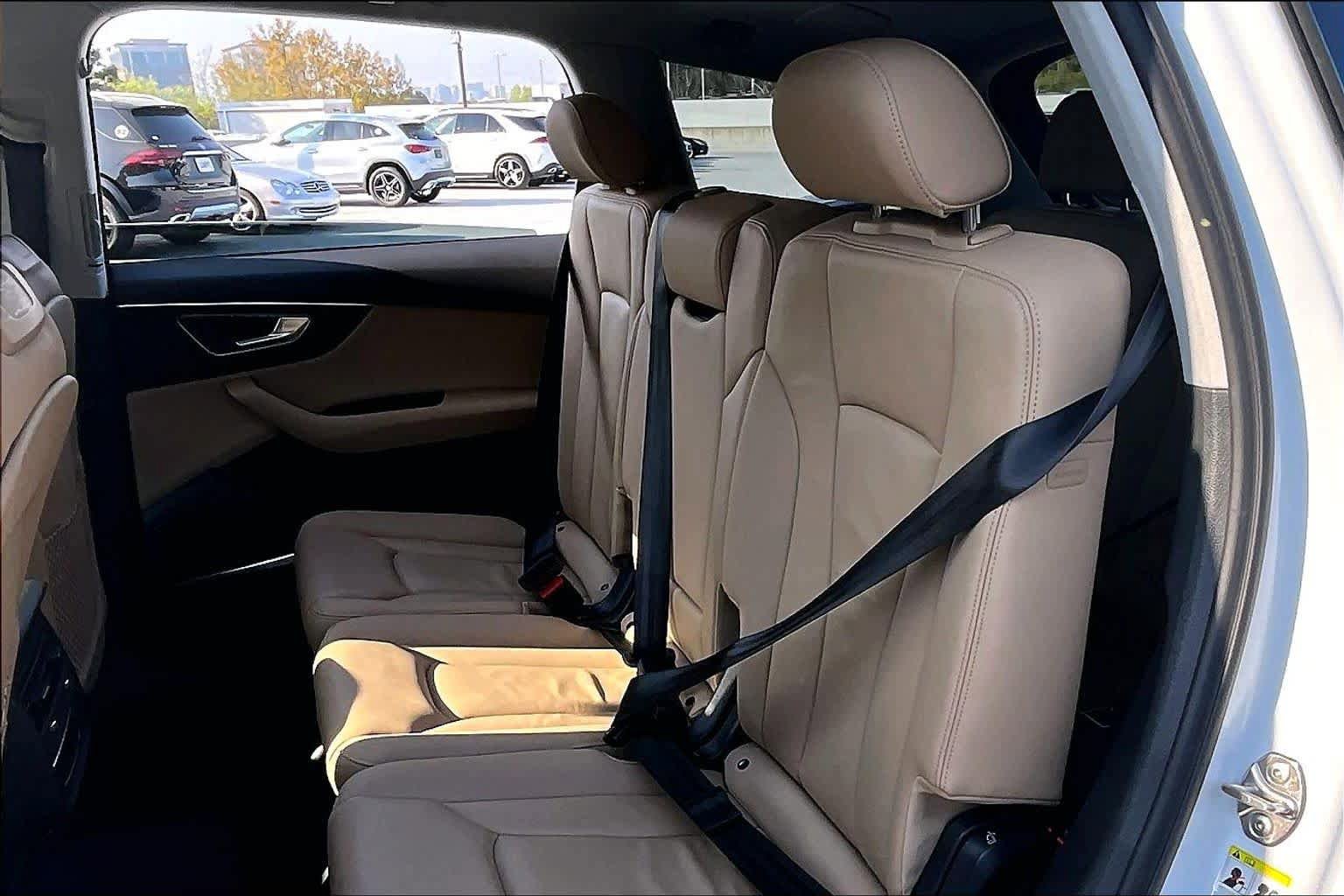 Used 2022 Audi Q7 Premium Plus w/ Premium Plus Package image 21