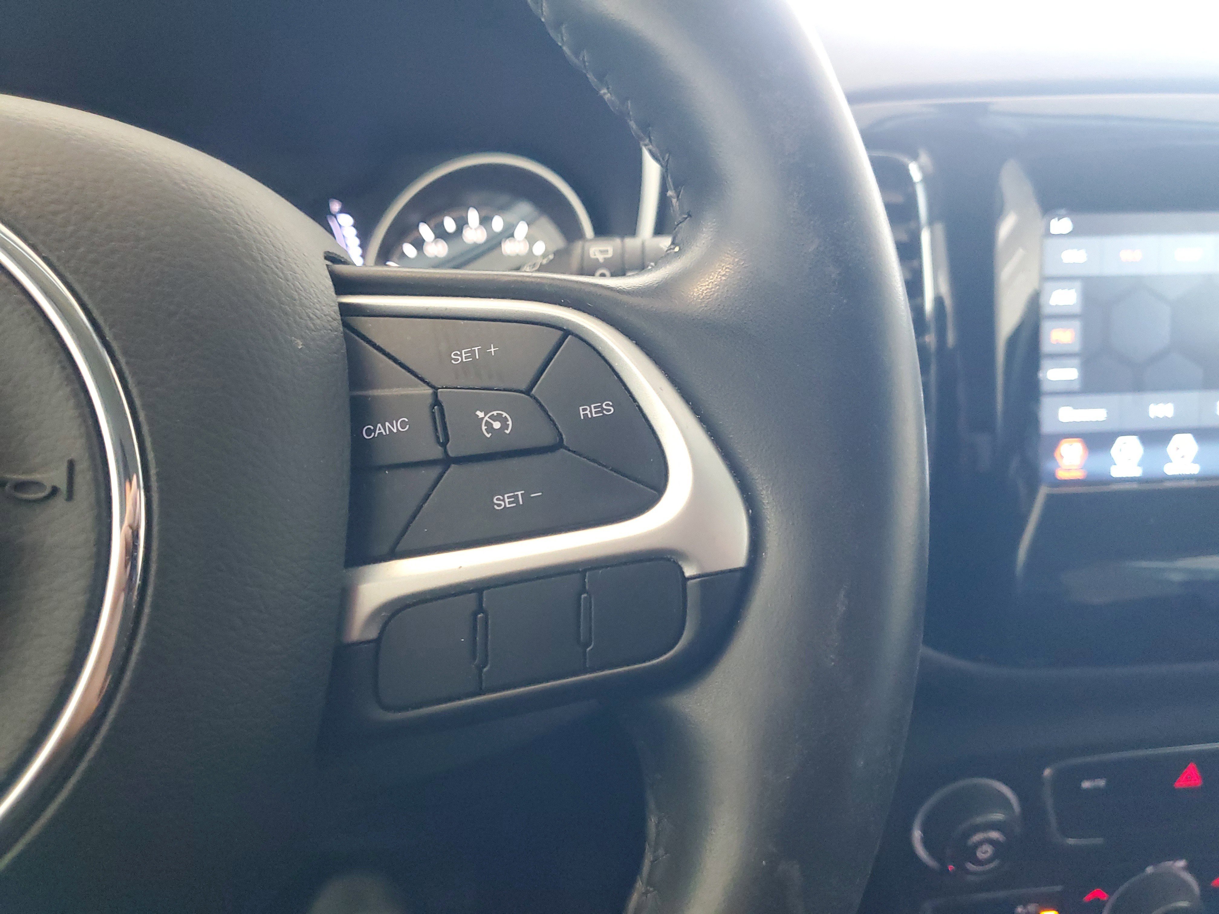 Used 2020 Jeep Compass Altitude image 25