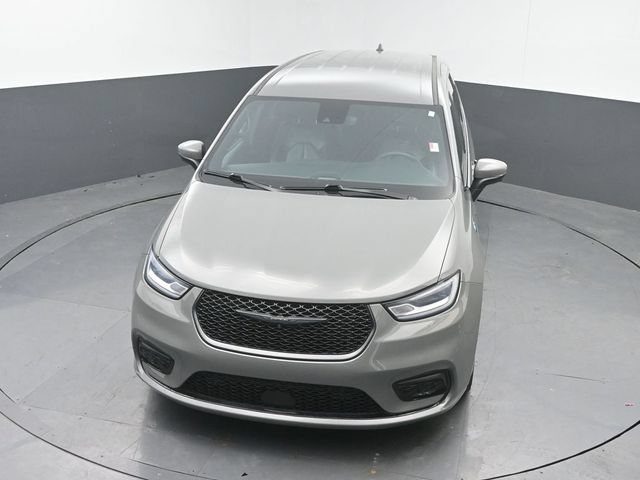 Used 2023 Chrysler Pacifica Touring-L w/ S Appearance Package FWD image 33