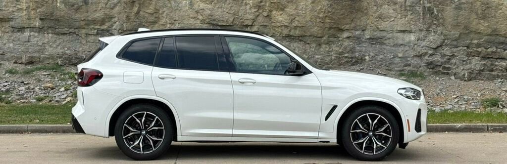 Used 2023 BMW X3 M40i image 8