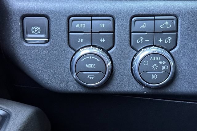 New 2026 GMC Sierra 3500 SLT w/ SLT Convenience Package AWD/4WD image 31