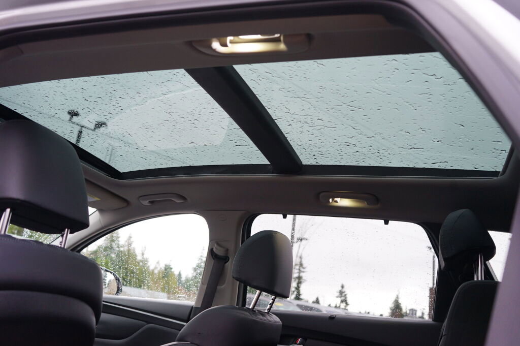 Certified 2021 Hyundai Santa Fe SEL Premium image 24