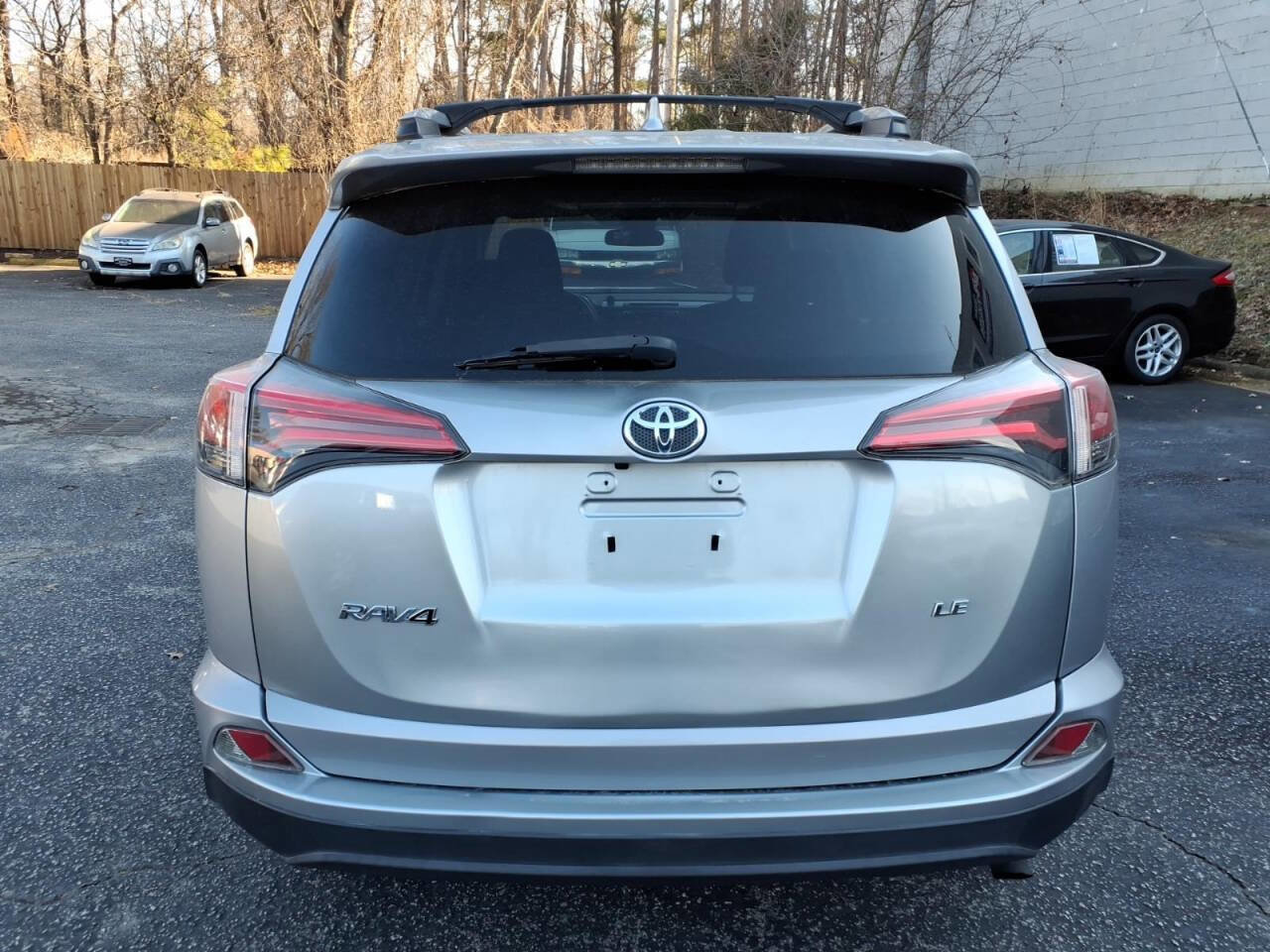 Used 2017 Toyota RAV4 LE image 4