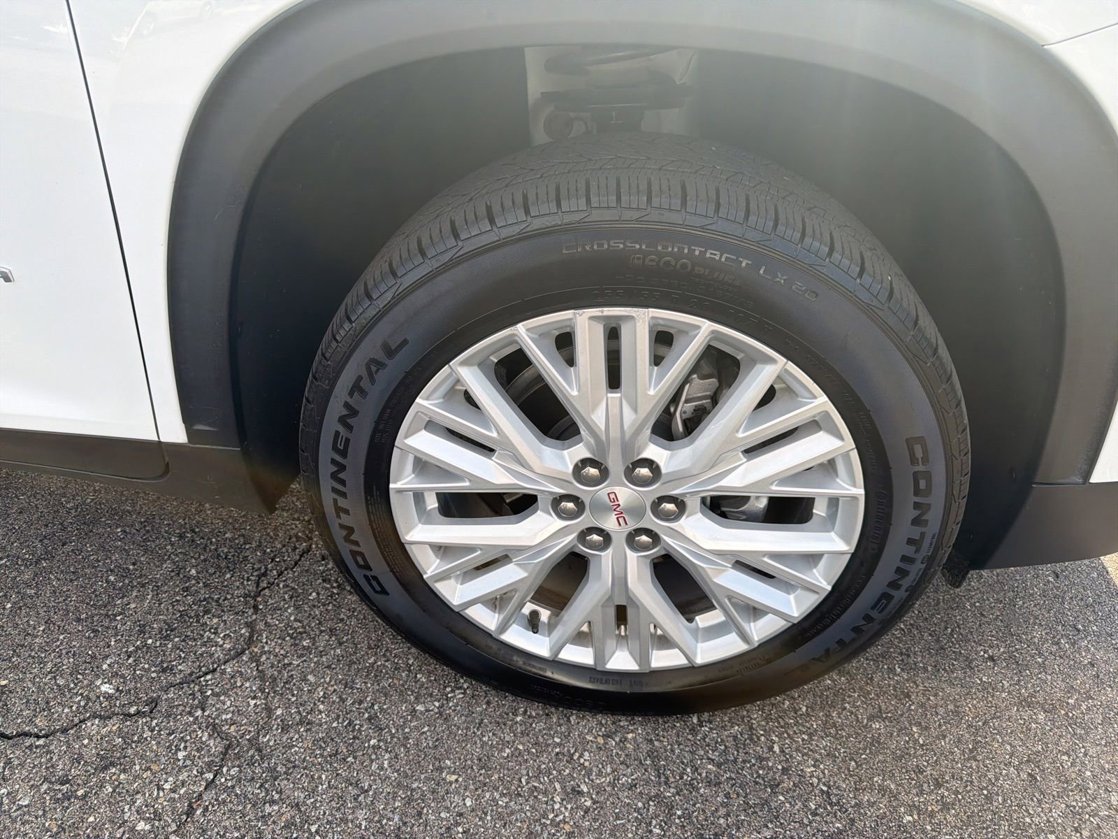 Used 2026 GMC Acadia Elevation w/ Elevation Premium Package FWD image 29