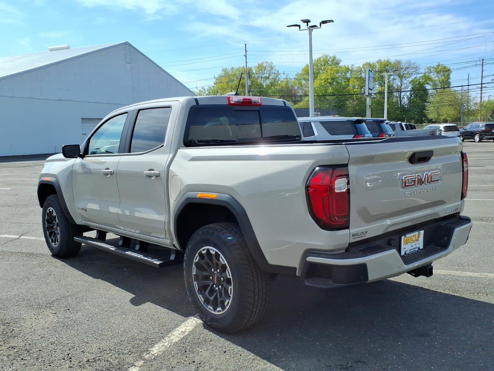 New 2026 GMC Canyon AT4 AWD/4WD image 4