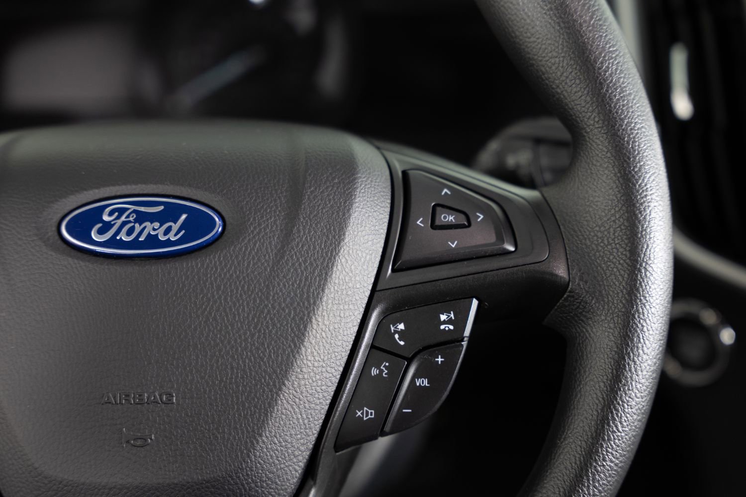 Used 2022 Ford Edge SE w/ Black Appearance Package image 34