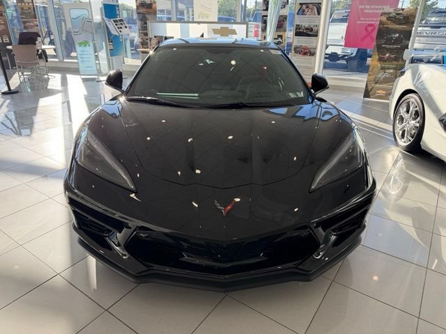 Used 2021 Chevrolet Corvette Stingray Premium Cpe w/ Z51 Performance Package RWD image 2
