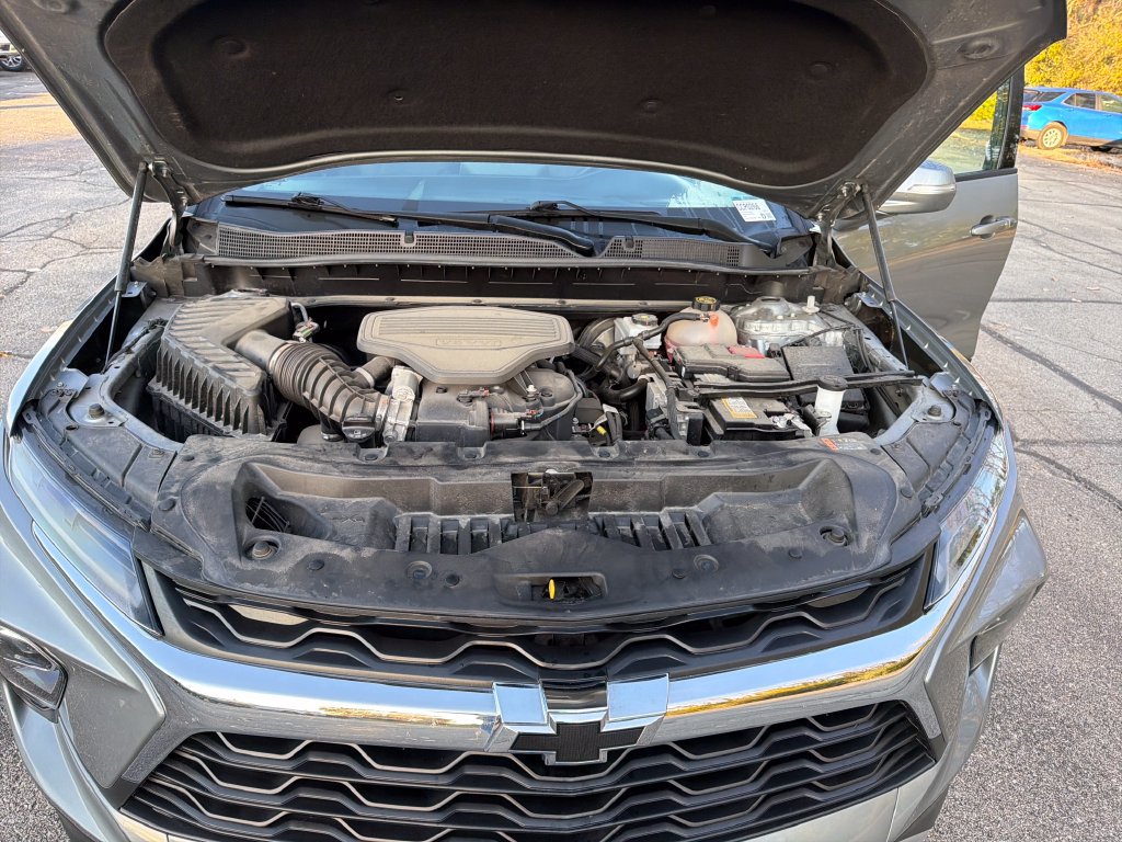 Used 2024 Chevrolet Blazer LT FWD image 34
