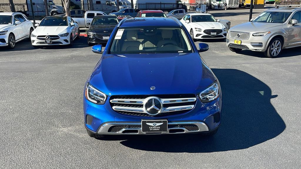 Used 2022 Mercedes-Benz GLC 300 image 2