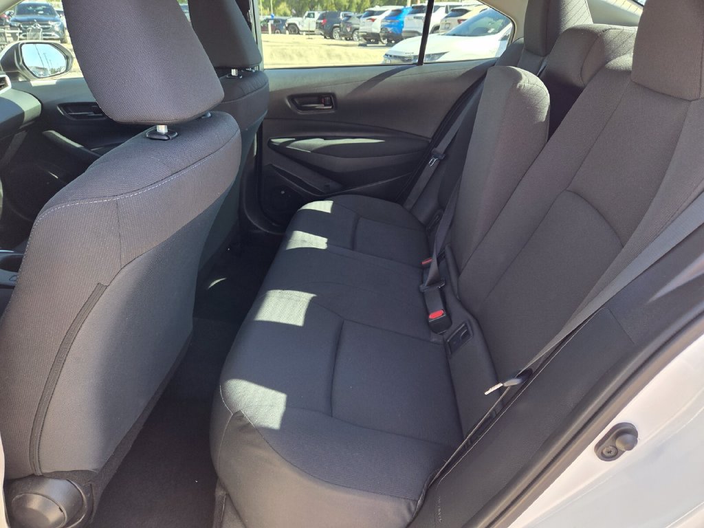 Used 2024 Toyota Corolla LE FWD image 6