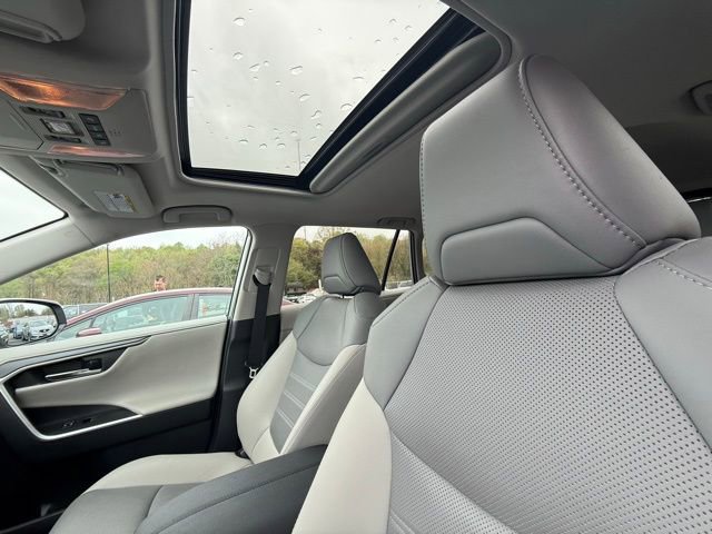 Used 2021 Toyota RAV4 Limited w/ Limited Grade Weather Package AWD/4WD image 7