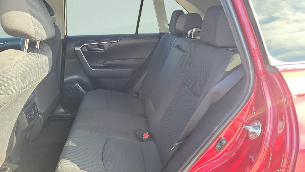 Certified 2025 Toyota RAV4 LE FWD image 10