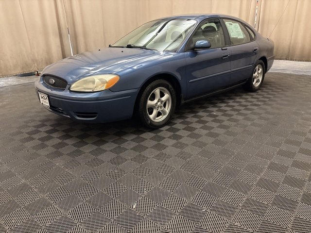 Used 2004 Ford Taurus SE image 1