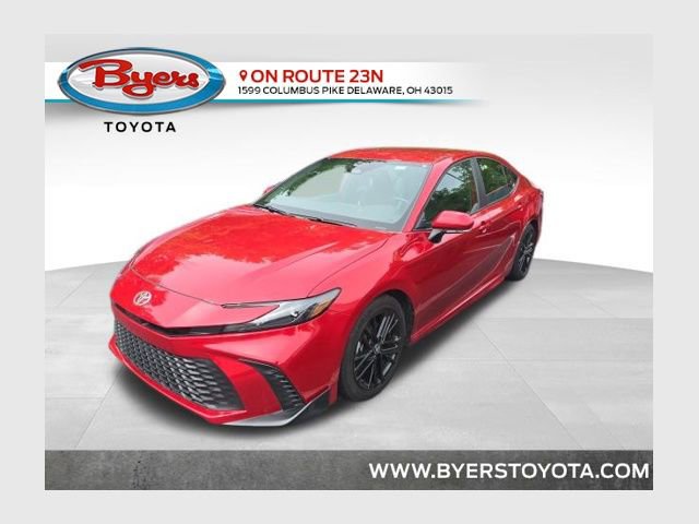 Used 2025 Toyota Camry SE FWD image 1