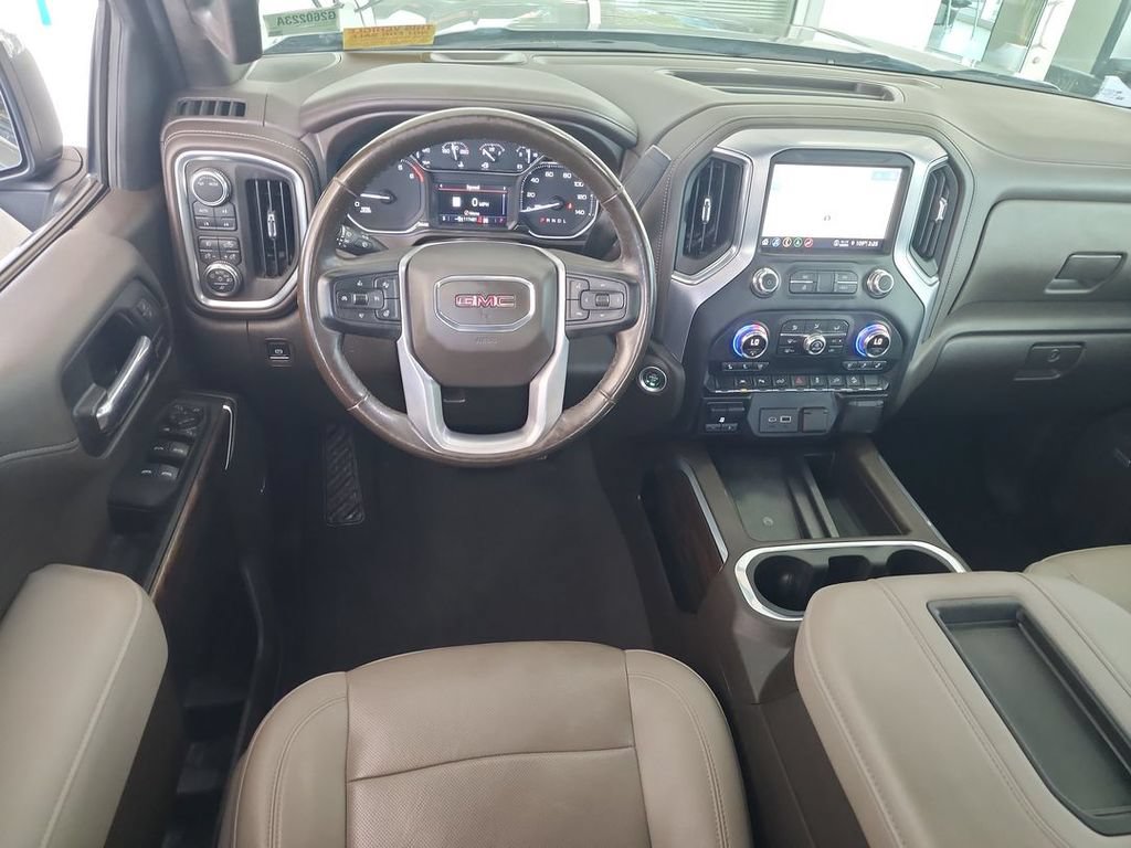 Certified 2022 GMC Sierra 1500 SLT w/ SLT Premium Plus Package AWD/4WD image 10